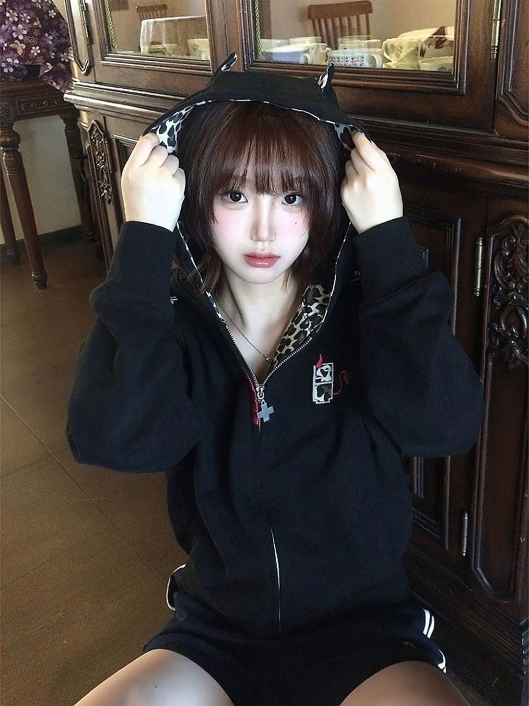얇은 스타일 털이 있는 자수 패치 순수한 Mianhua 면 복합 후드티 여성 상세 이미지 10