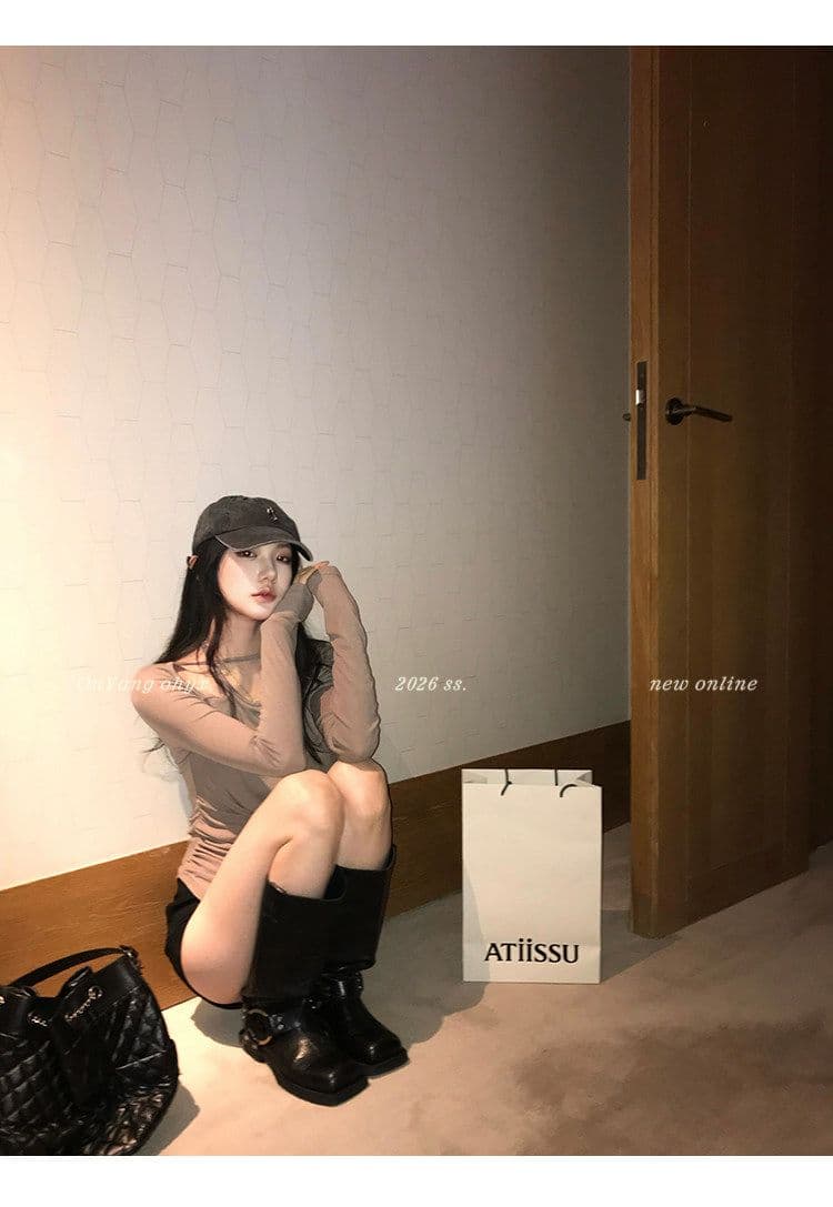 디자인 센스 행침 목 불규칙 긴팔 행침 목 티셔츠 여름 맨위 여성 트렌디 상세 이미지 16