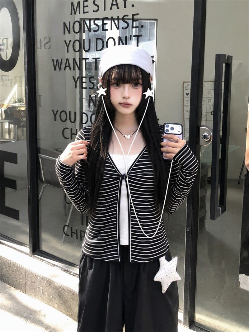 흑백 줄무늬 페이크 레이어드 긴팔 티셔츠 가을 고급 레이스 쇼트 스타일 핫걸 맨위 상세 이미지 8