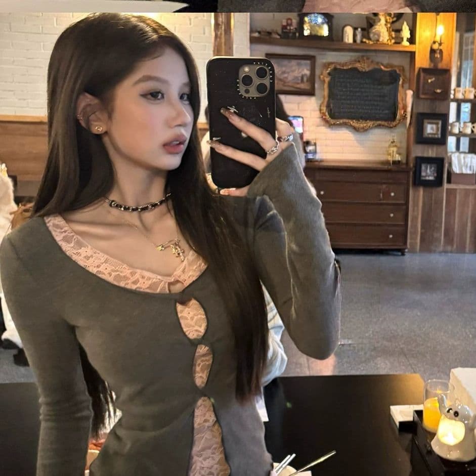 사람들 면 연삭 털 원본 레이스 디자인 센스 레이스 조각 페이크 레이어드 긴팔 티셔츠 여성 의류 새로운