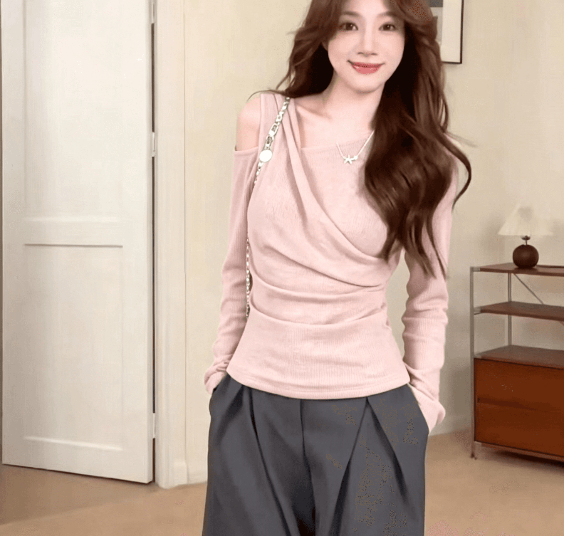 사람들 면 270 그램 한 부서 회색 비스듬한 칼라 오프숄더 긴팔 티셔츠 여성 가을 몸매 가꾸기 슬림해 보이는 인사이드 잡아라. 의류 상세 이미지 5