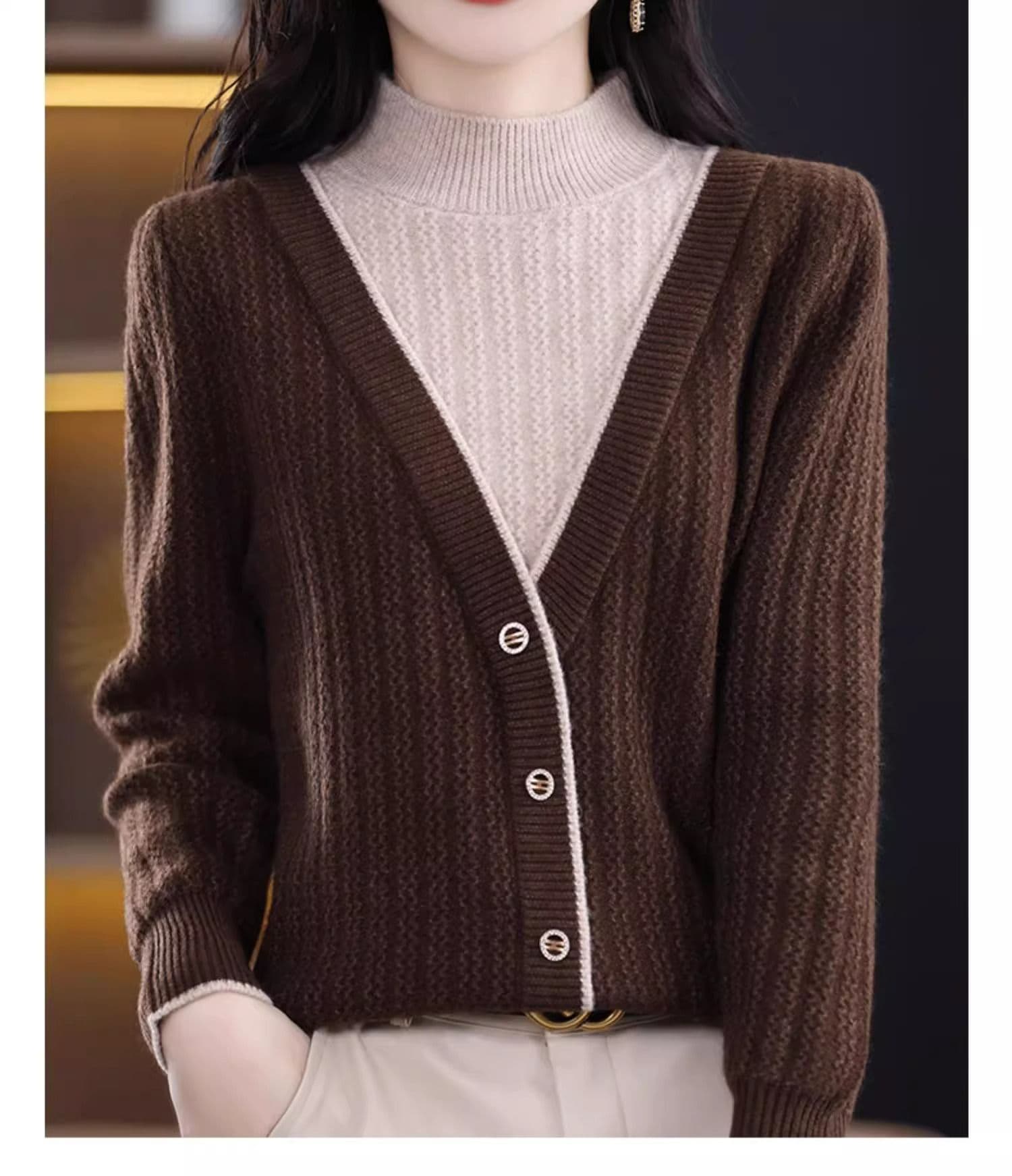 2026 년 가을 겨울철 빨간색 패션 스웨터 여성 의류 새로운 긴팔 페이크 레이어드 맨위 슬림해 보이는 대기 기본 셔츠 상세 이미지 20