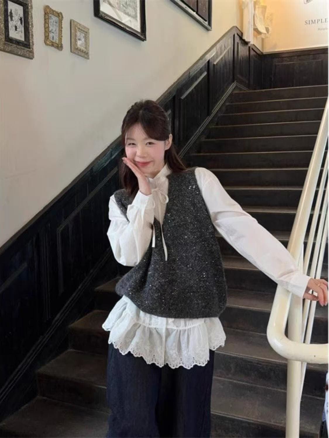 레이스 인형 셔츠 흰 셔츠 2026 봄 새로운 한 부서 루즈핏 중간 길이 긴팔 셔츠 여성 의류 chic 트렌디 이미지 3