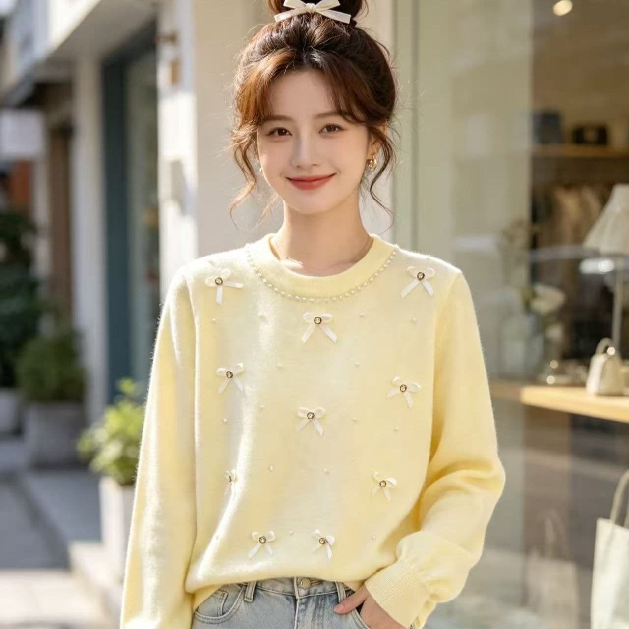 달콤함 부드러운 라운드 넥 진주 나비 매듭 질감 니트 풀오버 긴팔