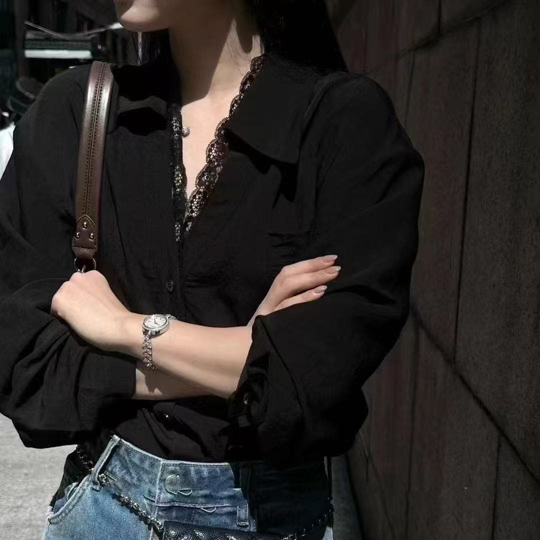 유럽 역 가을 느긋한 바람 레이스 측면 패치워크 여성 셔츠 2024 새로운 루즈핏 폴로 칼라 긴팔 셔츠 맨위 상세 이미지 4