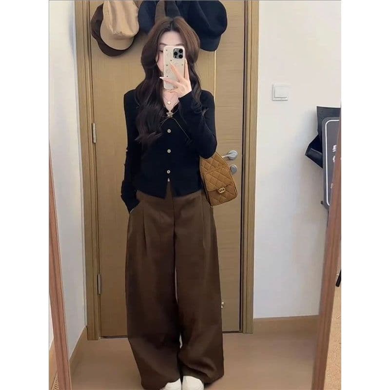 이른 가을 나비 매듭 V넥 긴팔 티셔츠 여성 레트로 꽃 단추 몸매 가꾸기 슬림해 보이는 맨위 상세 이미지 3
