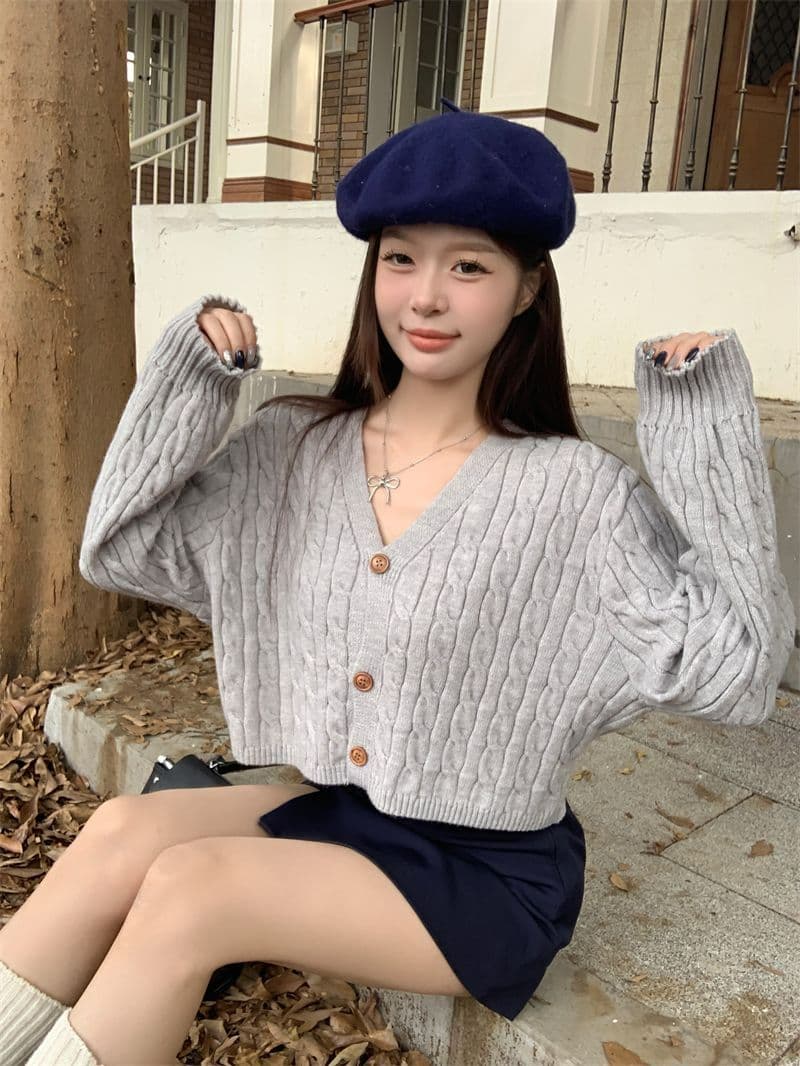 항구 바람 레트로 V넥 꽈배기 스웨터 여성 코트 가을 겨울 새로운 세련된 외국 가스 루즈핏 느긋한 니트 스웨터 맨위 상세 이미지 8