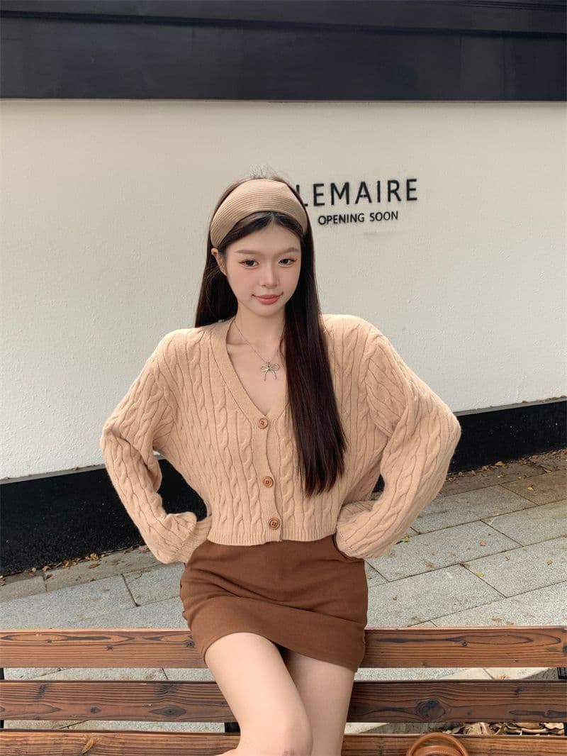항구 바람 레트로 V넥 꽈배기 스웨터 여성 코트 가을 겨울 새로운 세련된 외국 가스 루즈핏 느긋한 니트 스웨터 맨위 상세 이미지 13