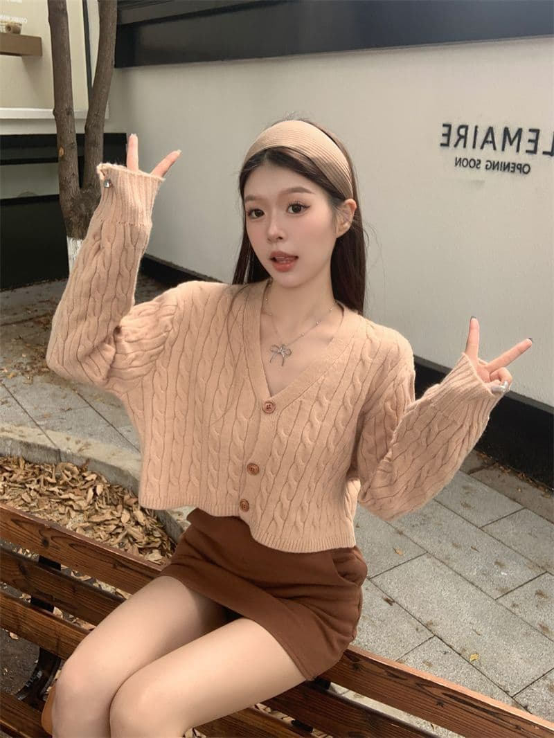 항구 바람 레트로 V넥 꽈배기 스웨터 여성 코트 가을 겨울 새로운 세련된 외국 가스 루즈핏 느긋한 니트 스웨터 맨위 상세 이미지 15