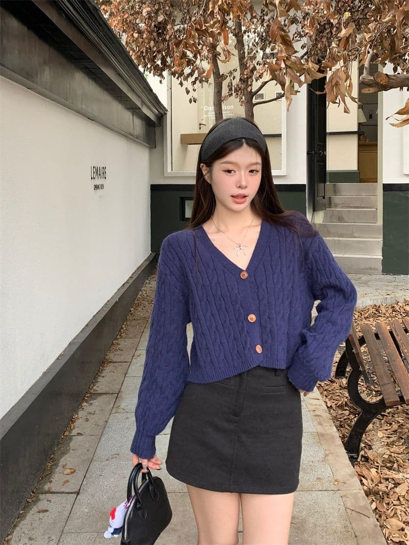 항구 바람 레트로 V넥 꽈배기 스웨터 여성 코트 가을 겨울 새로운 세련된 외국 가스 루즈핏 느긋한 니트 스웨터 맨위 상세 이미지 16