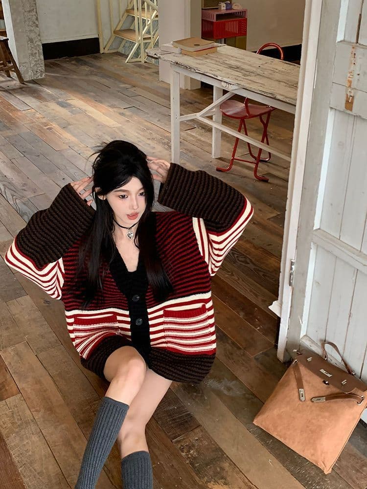 2026 새로운 레트로 앤 코라 빨간색 스트라이프 오픈 가디건 스웨터 여자 느긋한 바람 루즈핏 니트 스웨터 긴팔 재킷 상세 이미지 8
