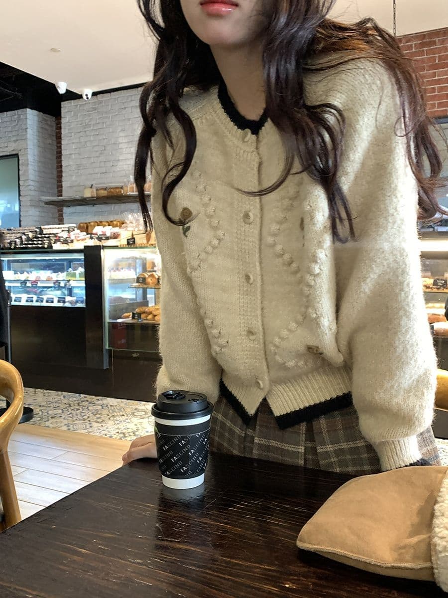 프랑스식 부드러운 찹쌀 자수 꽃 니트 오픈 가디건 여성 코트 2026 새로운 달콤함 디자인 센스 스웨터 이미지 3