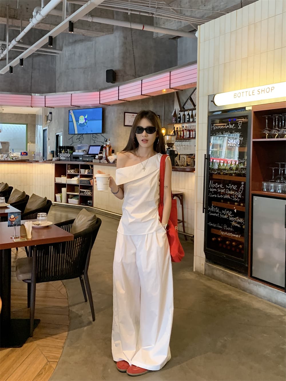 실사 정가 순수한 캐주얼 다용도 패션 작은 대중 디자인 센스 오프숄더 민소매 맨위 바지 상세 이미지 10