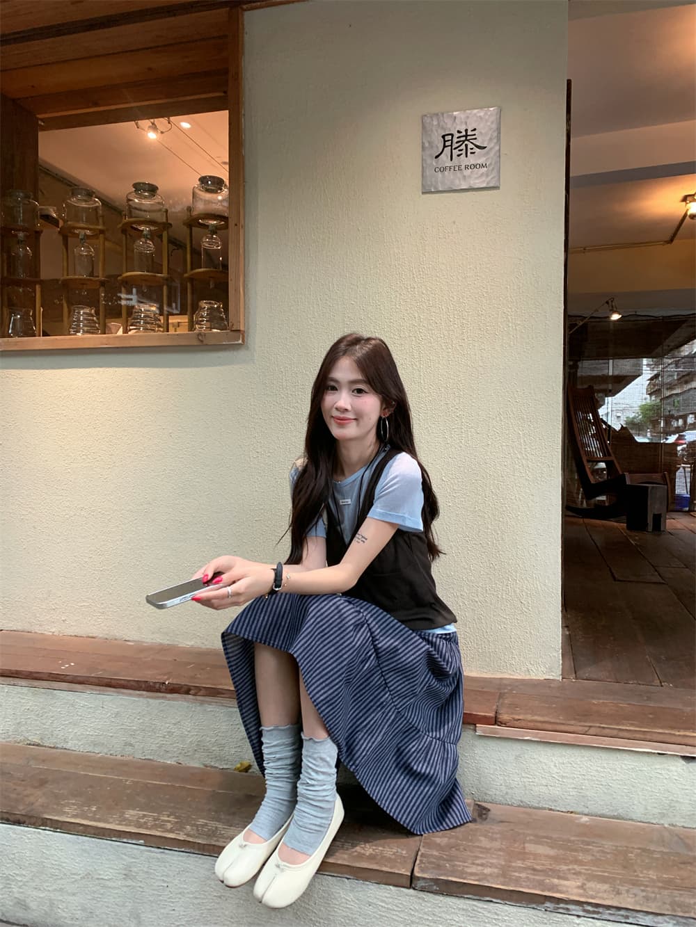 실사 정가 미니멀리즘 V넥 조끼 막대기 표준 인터넷 에디션 다용도 반팔 티셔츠 허리밴드 스트라이프 반신 치마 세트 상세 이미지 9