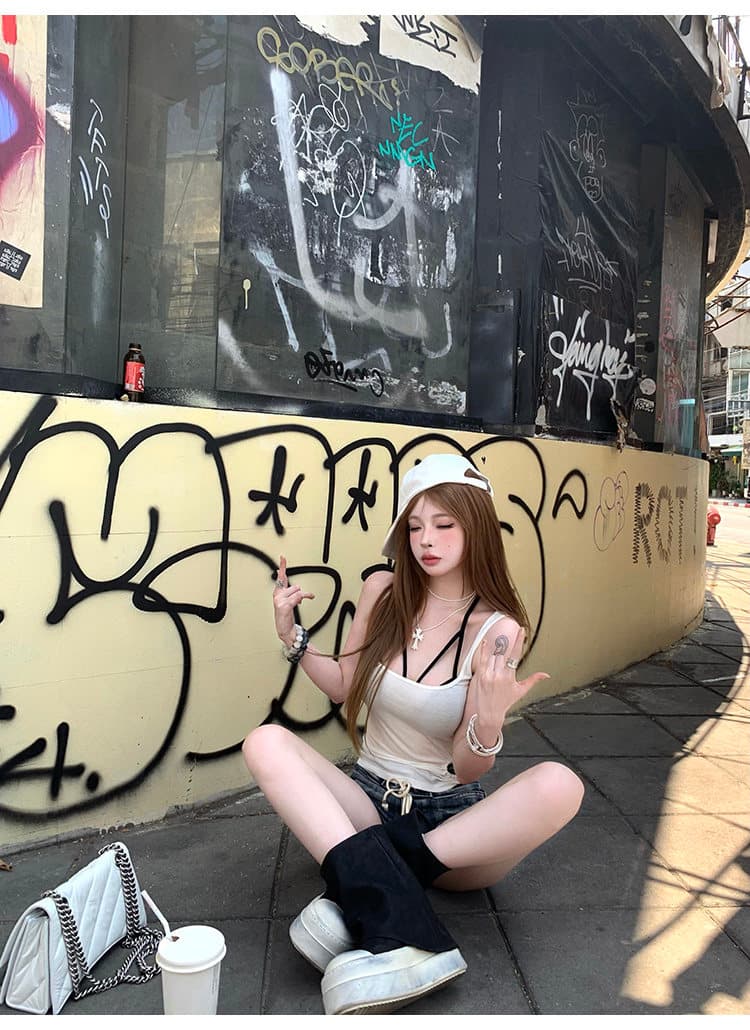 핫걸 순수한 욕망 바람 검정색 작은 슬링 조끼 여성 여름 홀로우 아웃 디자인 센스 스택 착용 투피스 세트 상세 이미지 51