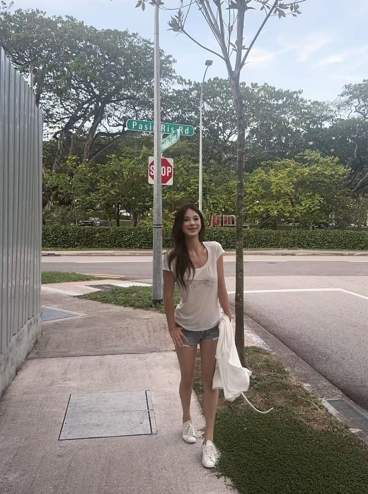 아메리칸 핫걸 바람 프린트 티셔츠 여성 여름 새로운 몸매 가꾸기 슬림해 보이는 긍정적 인 어깨 의류 상세 이미지 2