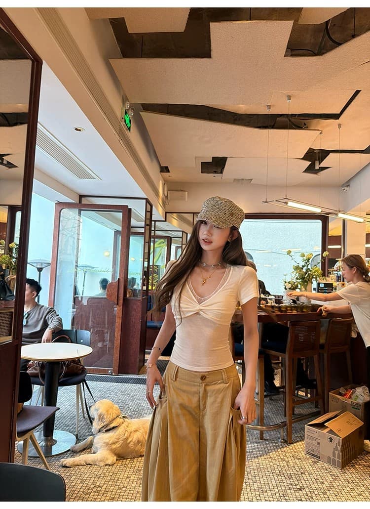 레이스 조각 V넥 비틀림 페이크 레이어드 반팔 티셔츠 여성 여름 새로운 몸매 가꾸기 핫걸 맨위 상세 이미지 19