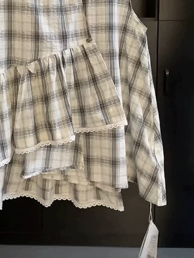 광저우 열세 개 높음 물품 폭발 불규칙 프릴 레이스 옆으로 눕다. 진자 체크무늬 민소매 여성 셔츠 여름 이미지 4