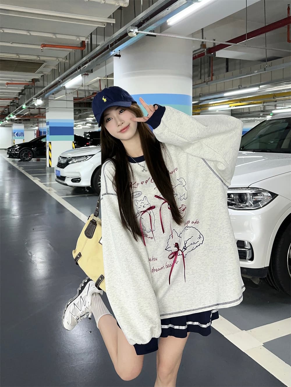 2026 이른 봄 고양이 3 차원 나비 매듭 배색 긴팔 티셔츠 디자인 센스 한 부서 느긋한 루즈핏 맨위 상세 이미지 8