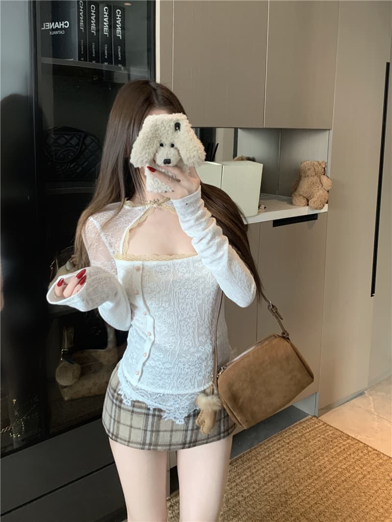 실사 정가 감기 센스 레이스 홀로우 아웃 해체 패치워크 자카드 몸매 가꾸기 인사이드 가져 가라. 긴팔 티셔츠 기본 셔츠