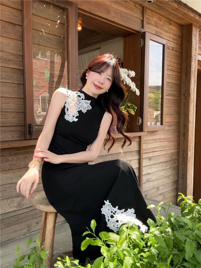 실사 정가 잉크 켜기 서리 꽃 프랑스식 품격 슬림해 보이는 분위기 센스 홀로우 아웃 꽃 패치워크 새로운 중식 드레스 상세 이미지 4