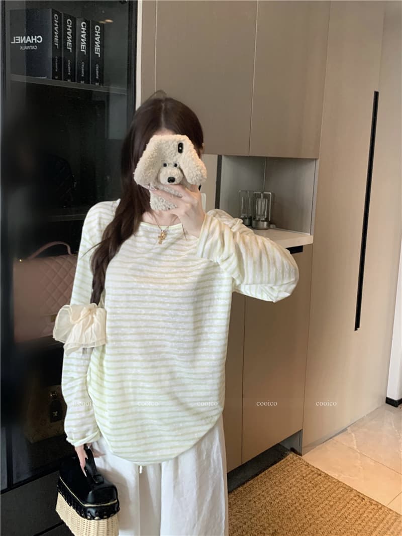 실사 정가 한 부서 양면 착용 스트라이프 눈꽃 센스 긴팔 자외선 차단 블라우스 여성 여름 루즈핏 얇은 스타일 티셔츠 이미지 4
