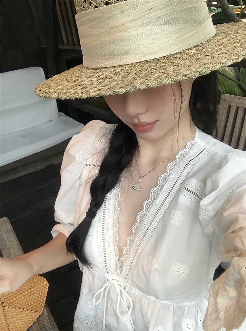 자수 레이스 나팔 소매 허리 수축 스트랩 7부 소매 작은 셔츠 디자인 센스 품격 V 넥 셔츠 상세 이미지 10