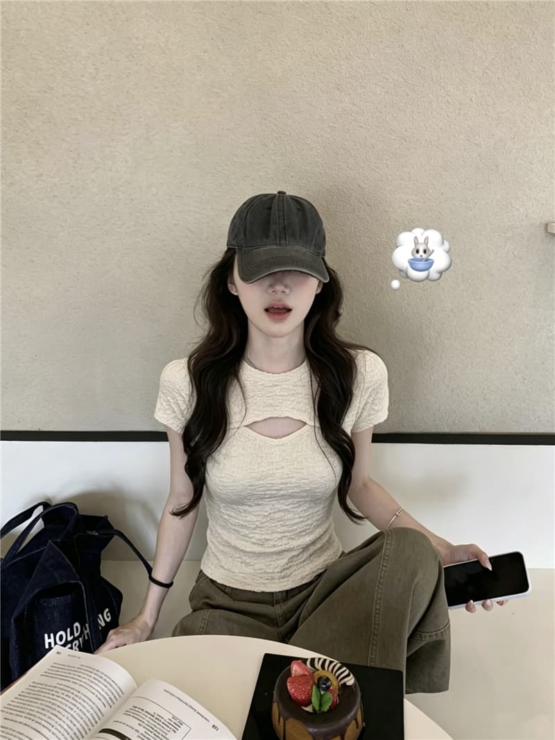 실사 정가 긍정적 인 어깨 디자인 센스 홀로우 아웃 주름 질감 센스 몸매 가꾸기 작은 대중 고유 한 티셔츠 슈퍼 잘 생긴 맨위 상세 이미지 2