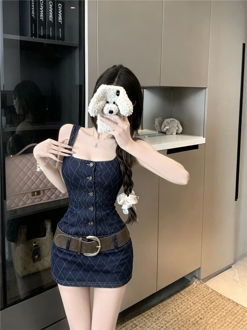 실사 정가 작은 샤넬 스타일 다이아몬드 모양 체크무늬 데님 드레스 디자인 센스 핫걸 타이트 스커트 조끼 스커트 벨트 포함 이미지 4