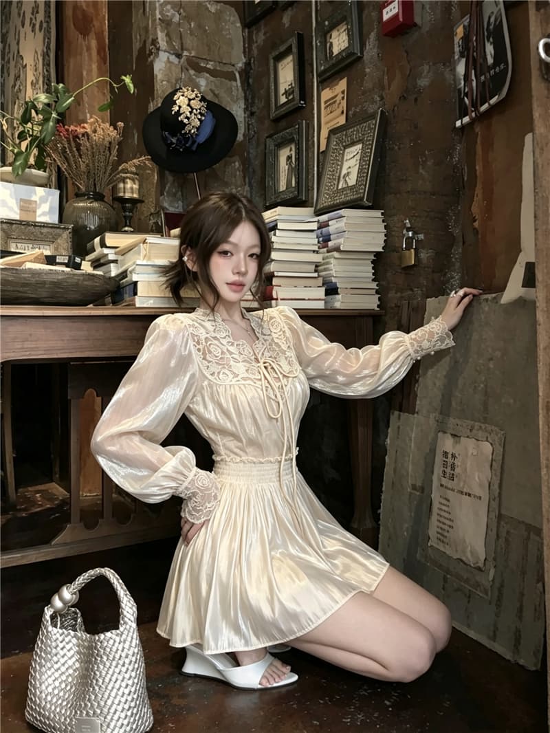 실사 정가 향기로운 백주 깃발 구슬 빛 새틴 부드러운 디자인 센스 패치워크 레이스 맨위 반신 스커트 투피스 세트 상세 이미지 3