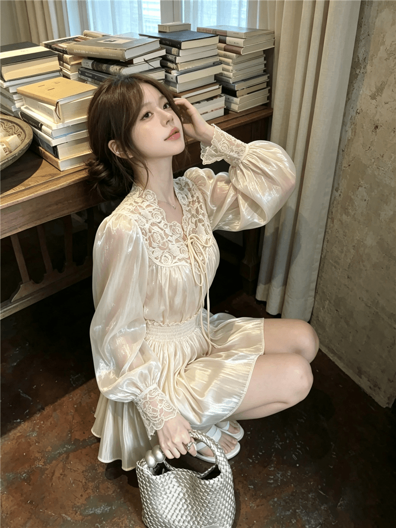 실사 정가 향기로운 백주 깃발 구슬 빛 새틴 부드러운 디자인 센스 패치워크 레이스 맨위 반신 스커트 투피스 세트 상세 이미지 10
