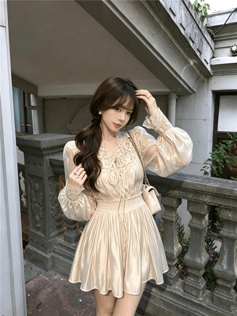 실사 정가 향기로운 백주 깃발 구슬 빛 새틴 부드러운 디자인 센스 패치워크 레이스 맨위 반신 스커트 투피스 세트 상세 이미지 13