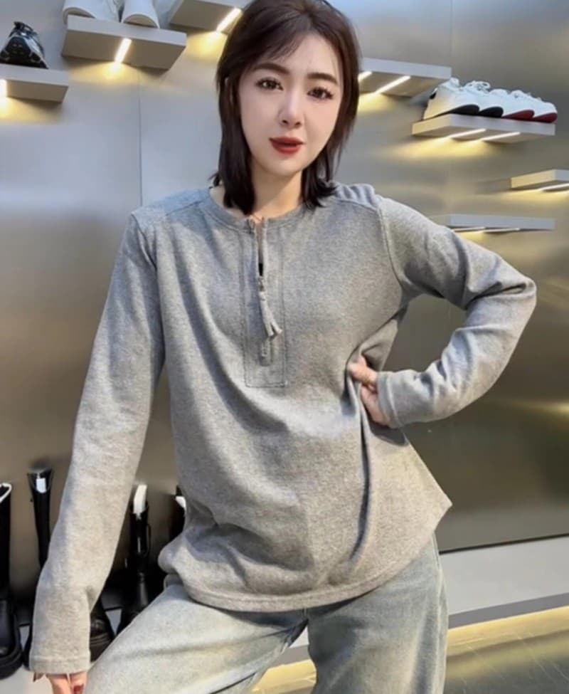 하프 지퍼 한국 스타일 고급 연령 감소 긴팔 티셔츠 여성 2026 봄 새로운 미니멀리즘 패션 기본 셔츠 맨위 서비스 상세 이미지 4