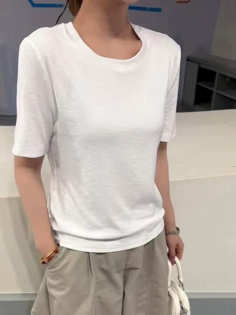 뒤에 레이스 조각 라운드 넥 반팔 티셔츠 여성 2026 여름 새로운 레이스업 매듭이 달린 작은 대중 디자인 센스 기본 셔츠 이미지 3