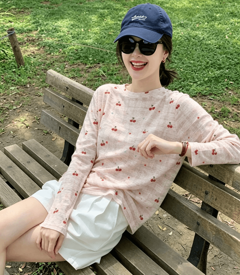 한 부서 연령 감소 체리 자카드 티셔츠 여성 얇은 스타일 자외선 차단 블라우스 여름 새로운 다용도 슬림해 보이는 기본 셔츠 맨위
