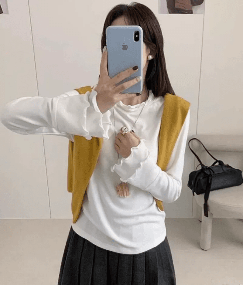 한 부서 미니멀리즘 바람 프릴 긴팔 티셔츠 여성 2026 가을 새로운 몸매 가꾸기 슬림해 보이는 인사이드 가져 가라. 기본 셔츠 맨위 상세 이미지 5
