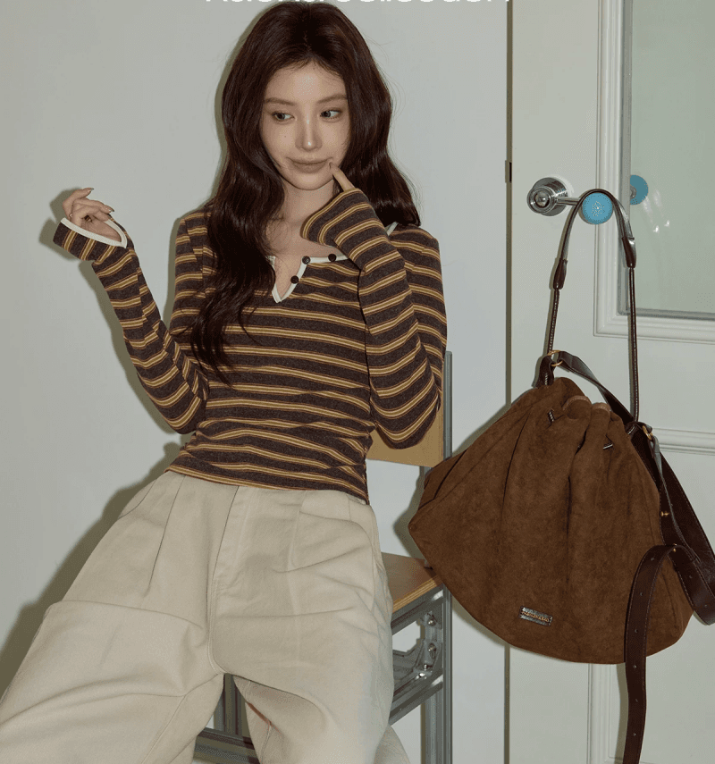 스트라이프 인사이드 가져 가라. 기본 셔츠 여성 202 가을 캐주얼 품격 몸매 가꾸기 슬림해 보이는 다용도 긴팔 V넥 티셔츠 맨위 상세 이미지 5