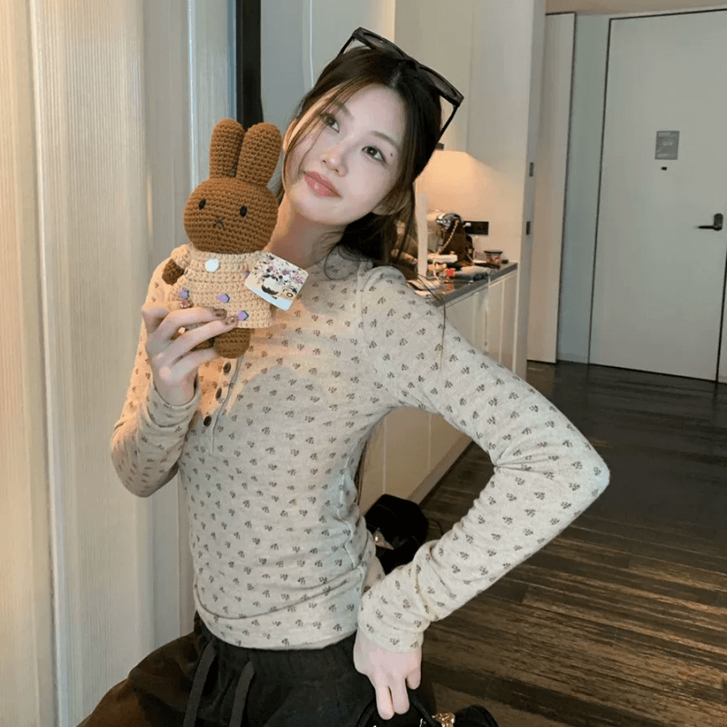 한 부서 레트로 헨리 칼라 단추 꽃무늬 티셔츠 여성 2026 가을 몸매 가꾸기 슬림해 보이는 다용도 풀오버 기본 셔츠 ins 이미지 5
