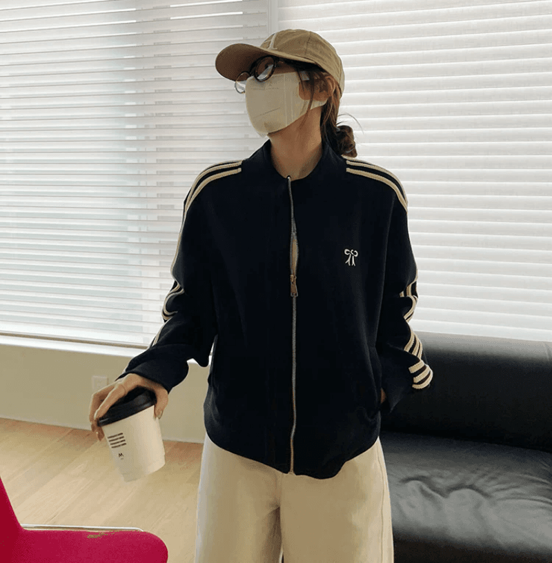 스탠드 칼라 지퍼 쇼트 스타일 후드티 여성 코트 가을 다용도 슬림해 보이는 운동 캐주얼 오픈 가디건 재킷 작은 키 맨위 이미지 2