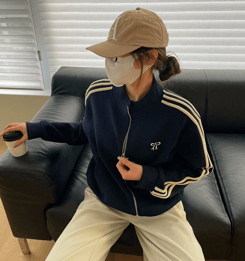 스탠드 칼라 지퍼 쇼트 스타일 후드티 여성 코트 가을 다용도 슬림해 보이는 운동 캐주얼 오픈 가디건 재킷 작은 키 맨위 이미지 3