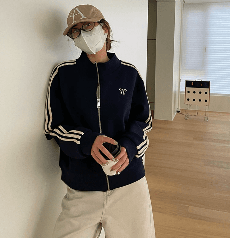 스탠드 칼라 지퍼 쇼트 스타일 후드티 여성 코트 가을 다용도 슬림해 보이는 운동 캐주얼 오픈 가디건 재킷 작은 키 맨위 상세 이미지 4