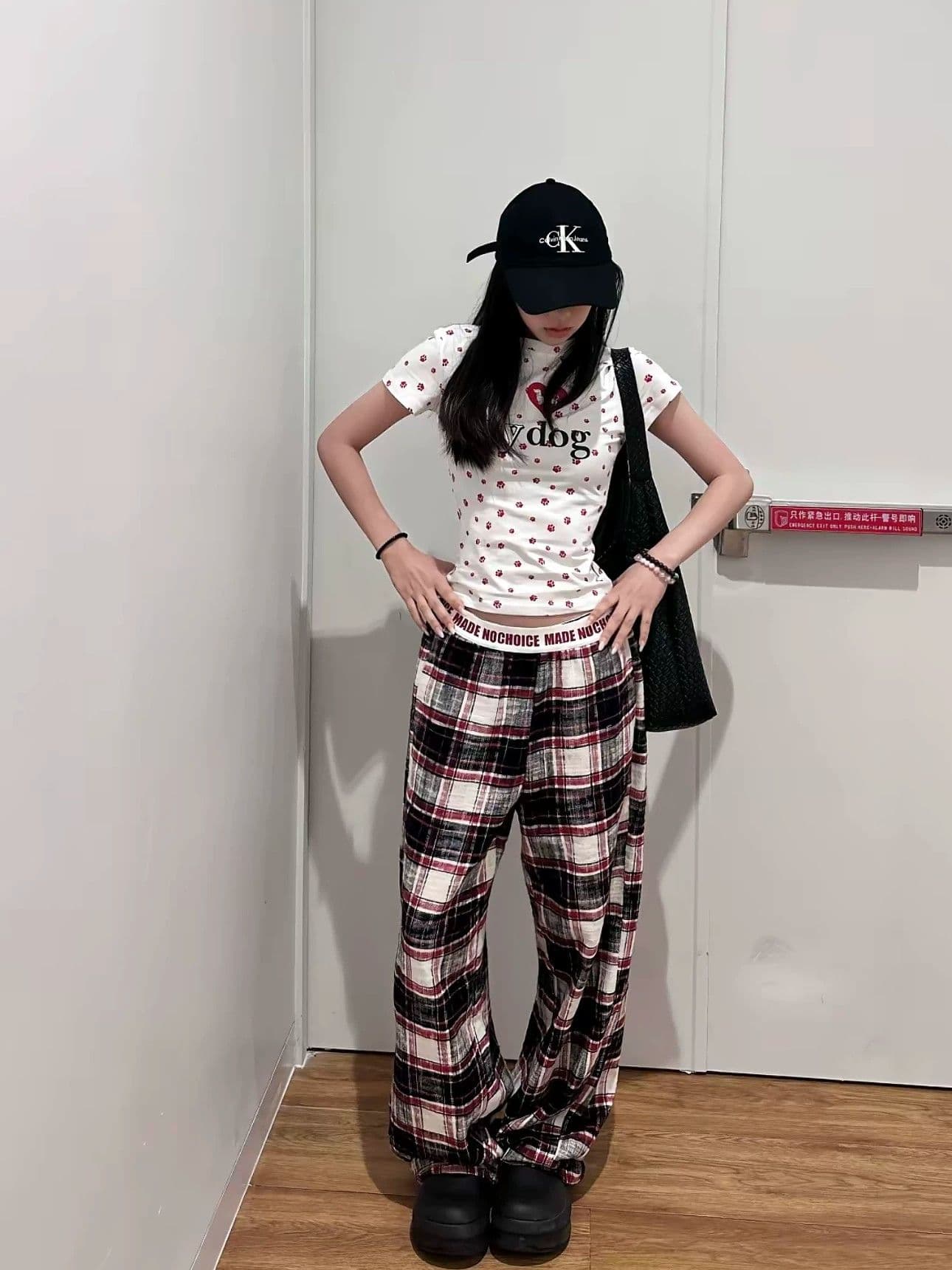원본 체크무늬 복합 인사이드 테두리 패치워크 체크무늬 캐주얼 와이드 레그 팬츠 남녀 사계절 루즈핏 디자인 센스 이미지 4