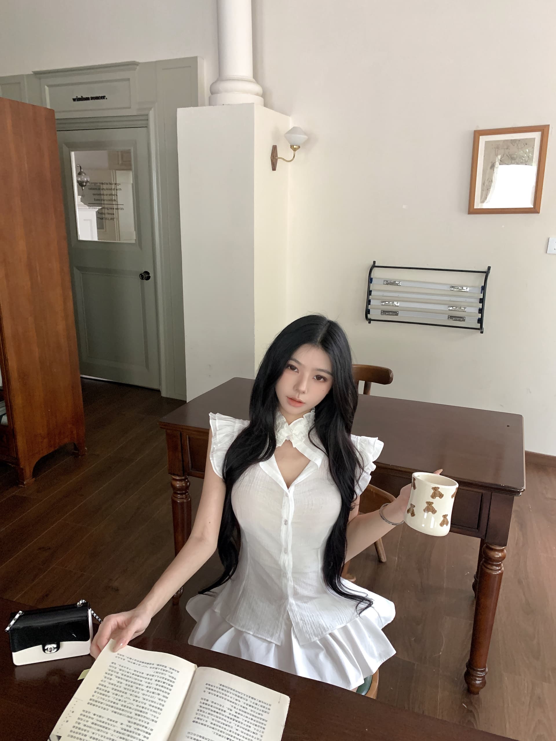 실사 정가 순수한 흰색 프릴 패치워크 허리 수축 오픈 칼라 셔츠 퍼프 스커트 패션 다용도 3 차원 치마바지 세트 상세 이미지 9