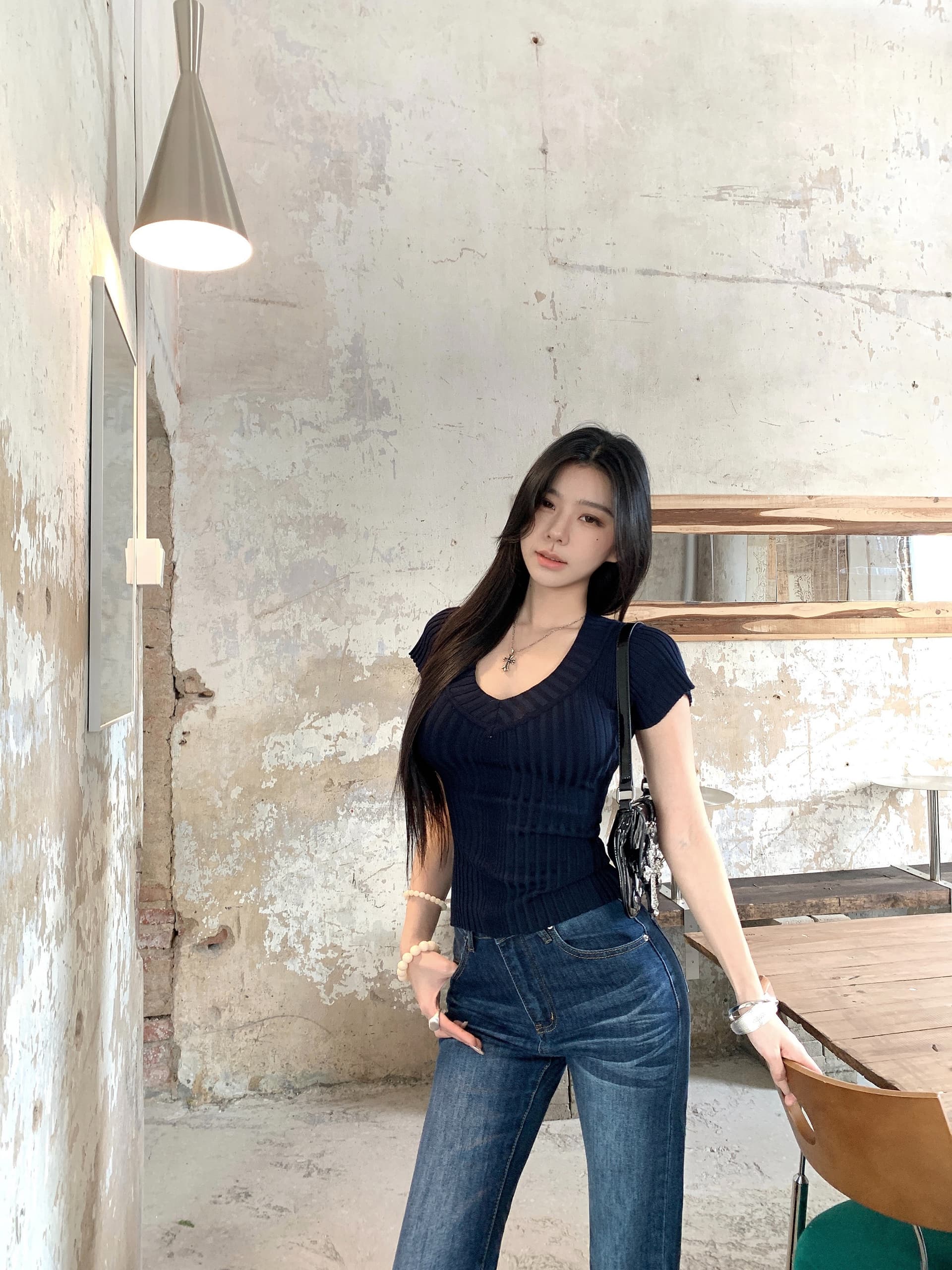 실사 정가 트렌드 디자인 센스 하이웨이스트 몸매 가꾸기 아메리칸 슬림해 보이는 신축성 마이크로 나팔 청바지 여성 상세 이미지 7