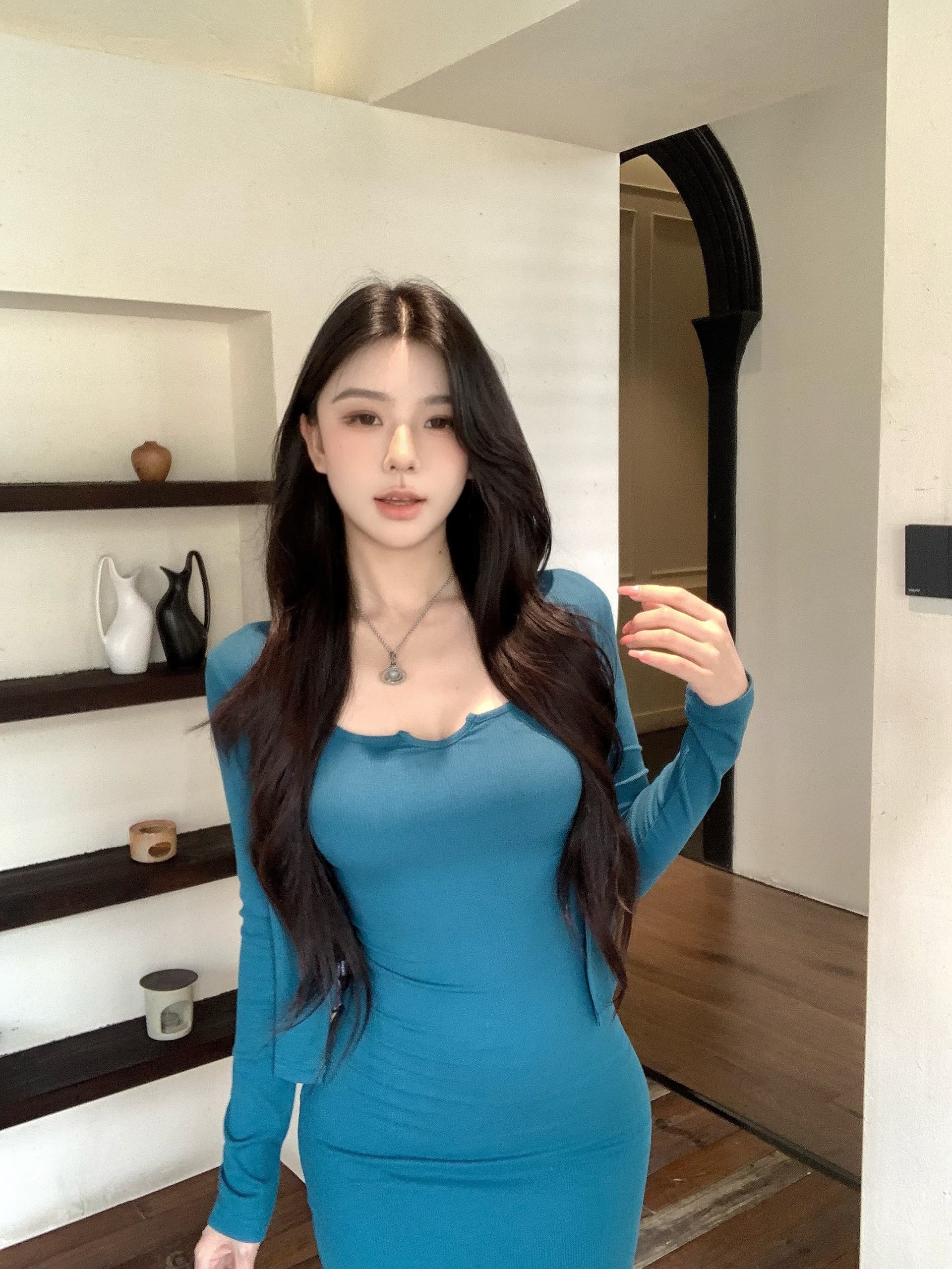 실사 정가 레이크 블루 색상 품격 순수한 욕망 바람 허리 수축 타이트 슬림해 보이는 긴팔 타이트 스커트 투피스 세트 상세 이미지 9