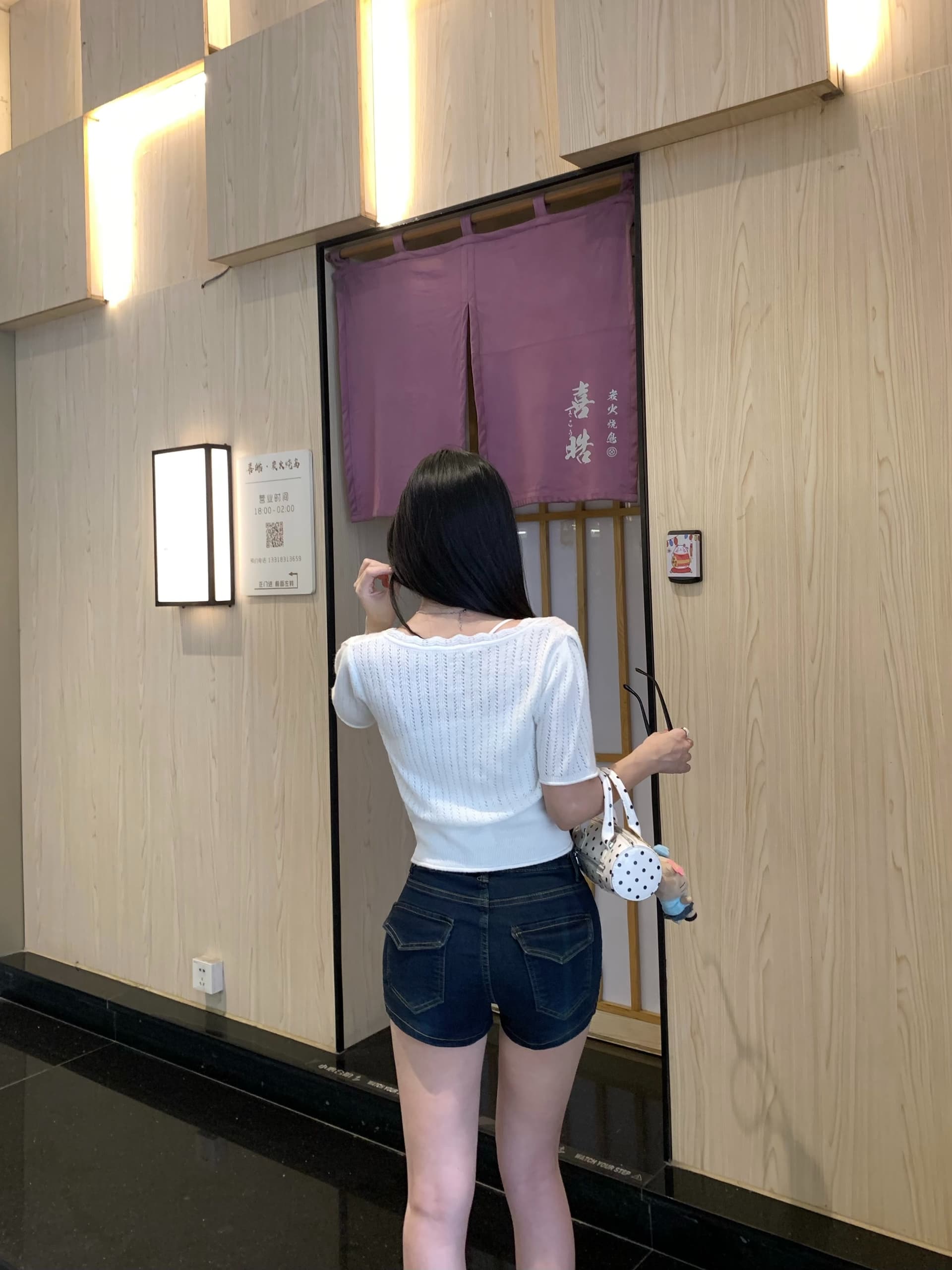 실사 정가 여름 V넥 홀로우 아웃 레이스 허리 수축 반팔 니트 맨위 로우 웨이스트 다용도 슬림해 보이는 펭 넓적 다리 반바지 상세 이미지 9