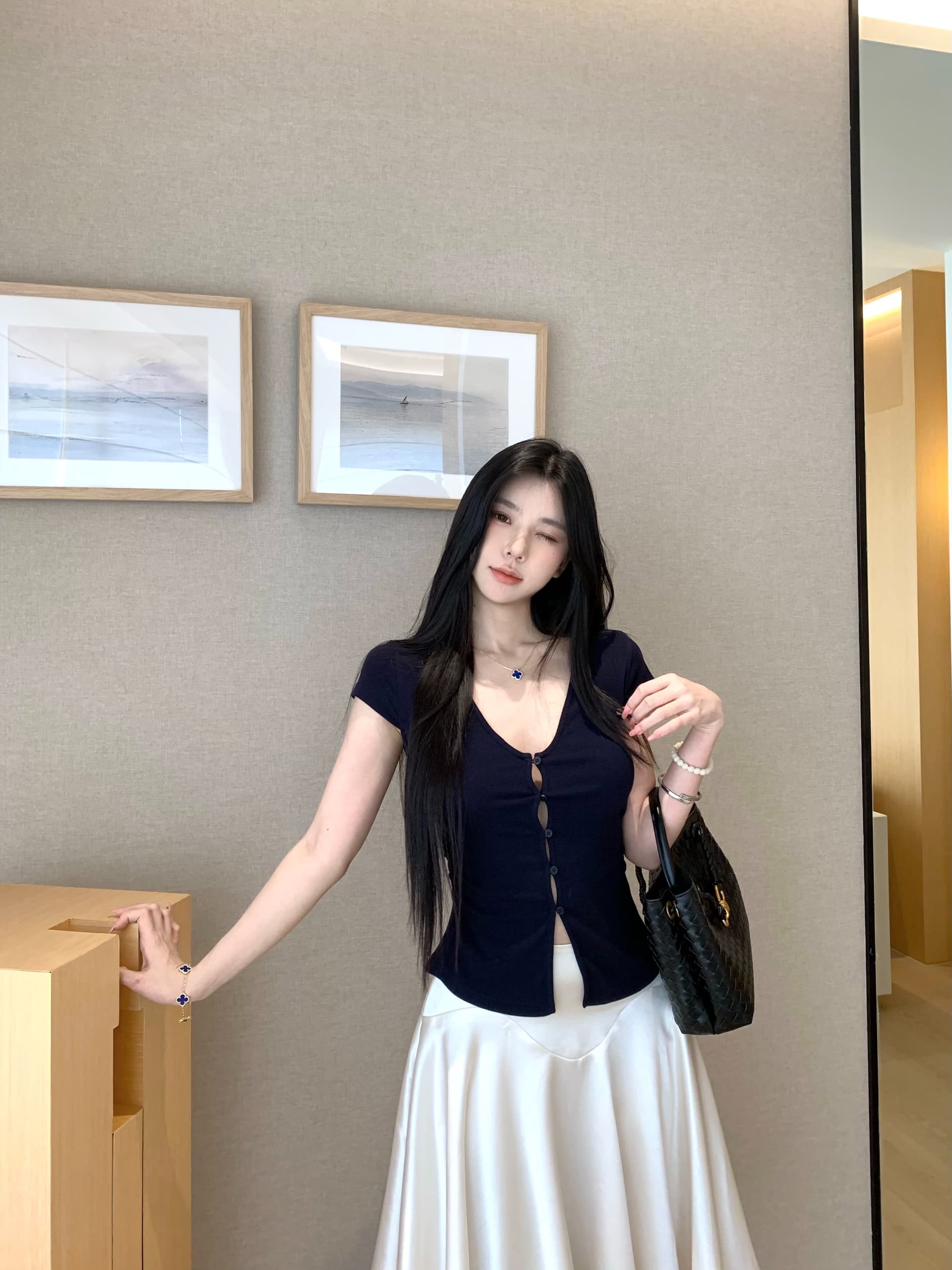 실사 정가 홀로우 아웃 V넥 단추 새로운 허리 수축 맨위 여름 페이크 레이어드 레이스 슬림해 보이는 반신 치마 세트 상세 이미지 7