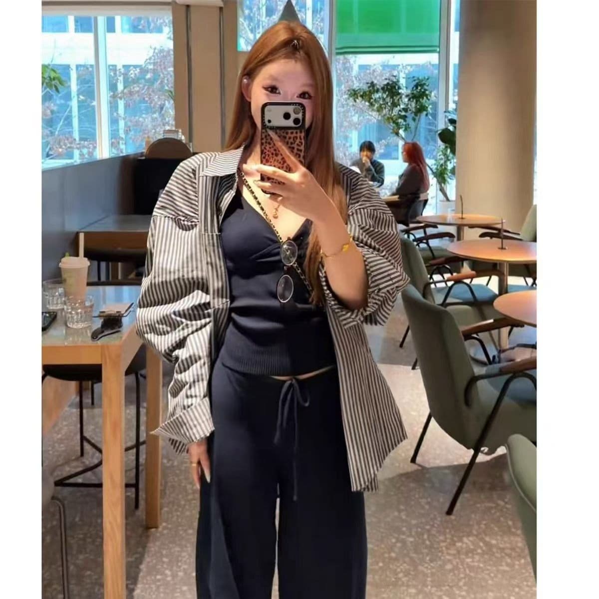 느긋한 바람 달콤함 외국 가스 레트로 연령 감소 슬림해 보이는 슬립 스트라이프 셔츠 하이웨이스트 와이드 레그 팬츠 세트 3종 세트 이미지 5
