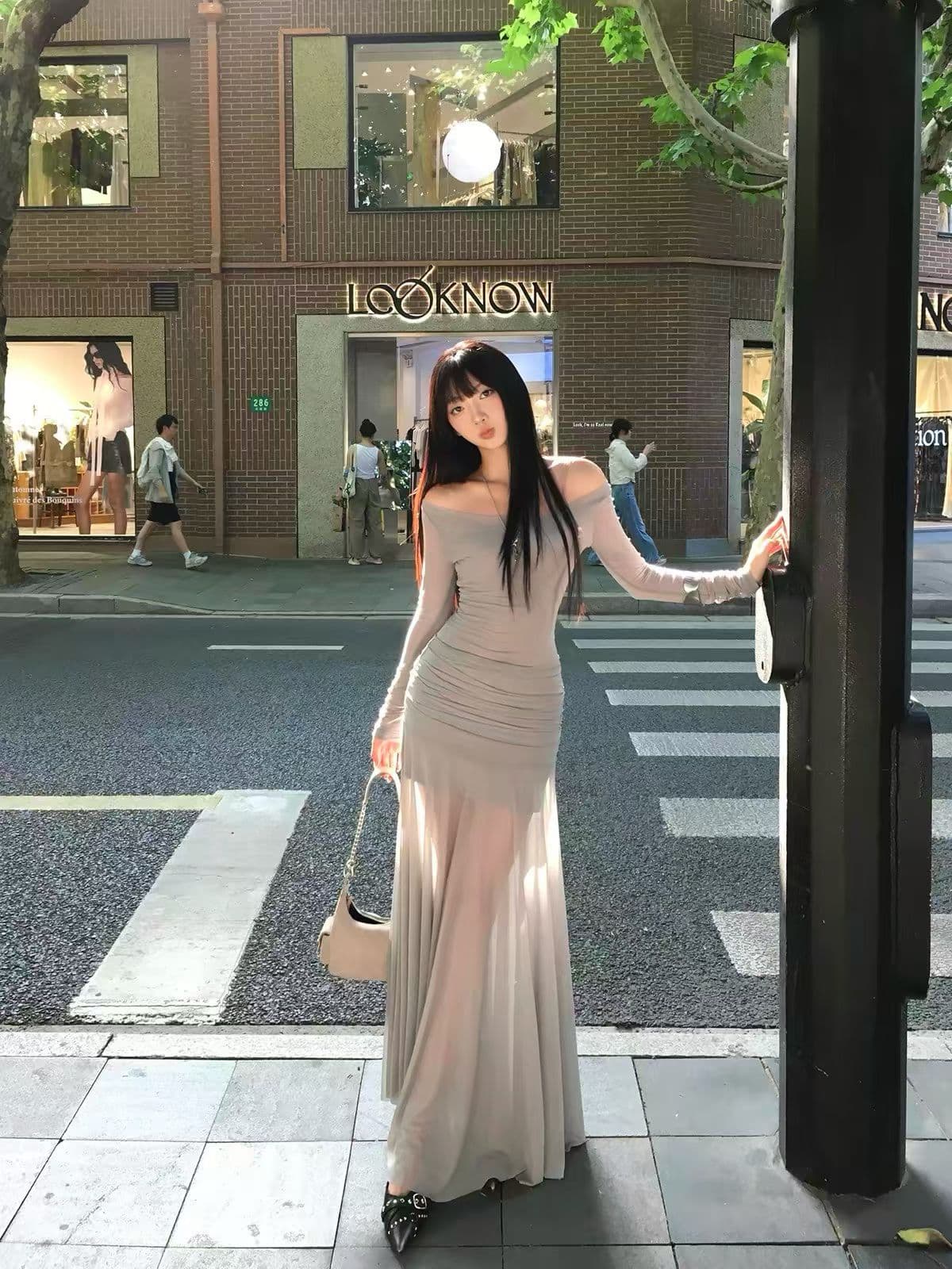 2026 새로운 프랑스식 오프숄더 오프숄더 니트 드레스 아이들 해변가 휴가 허리 수축 품격 롱 스커트 세트 상세 이미지 1