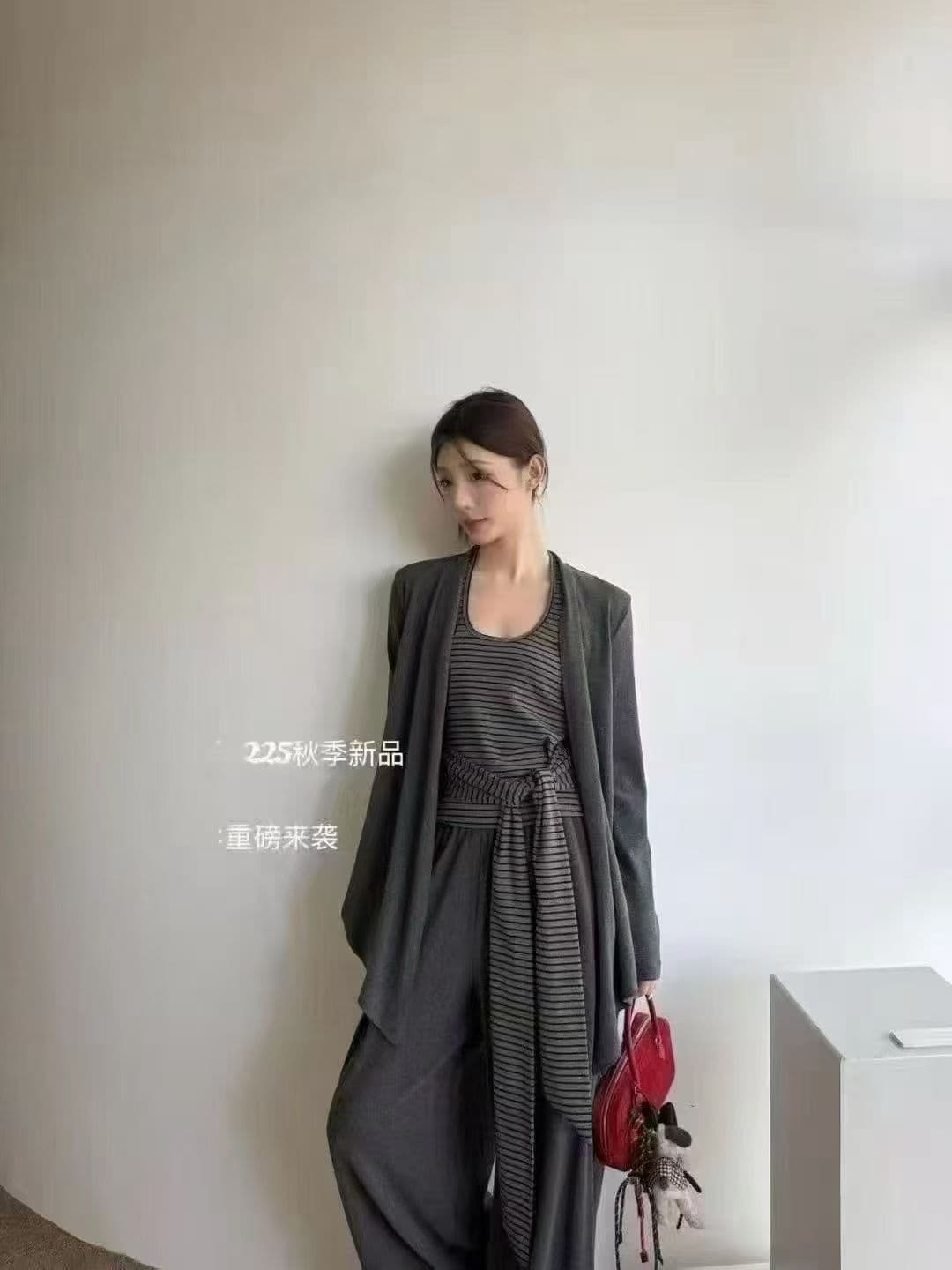 이른 가을 켜기 새로운 한국 스타일 패션 스트라이프 행침 목 스트랩 조끼 다용도 오픈 가디건 루즈핏 캐주얼 바지 3종 세트 상세 이미지 4